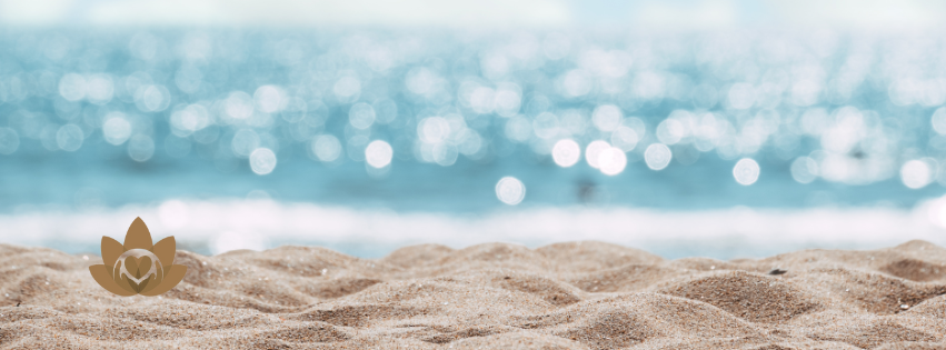 Turquoise sea and sandy beach near Whakatāne